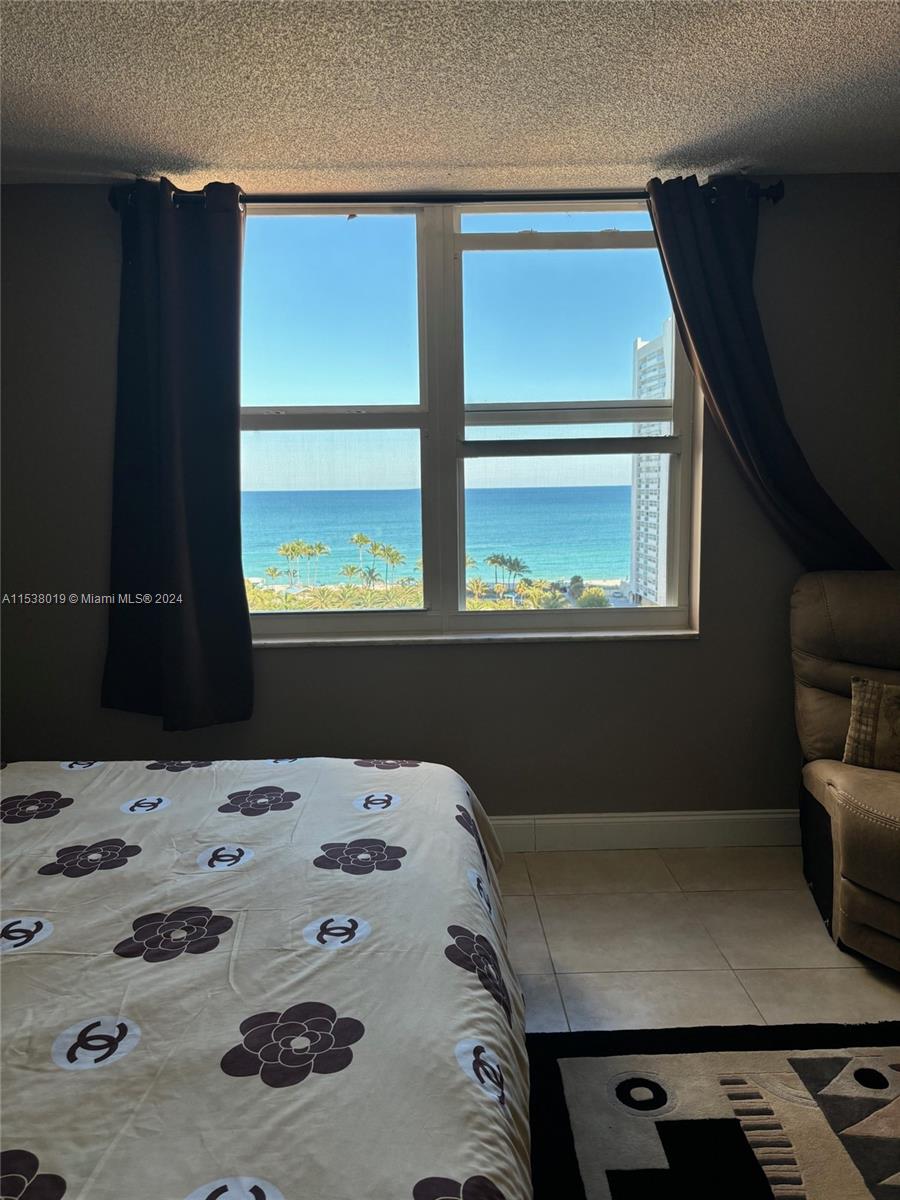 1865 S Ocean Dr 12N, Hallandale Beach, Florida 33009, 1 Bedroom Bedrooms, ,2 BathroomsBathrooms,Residentiallease,For Rent,1865 S Ocean Dr 12N,A11538019