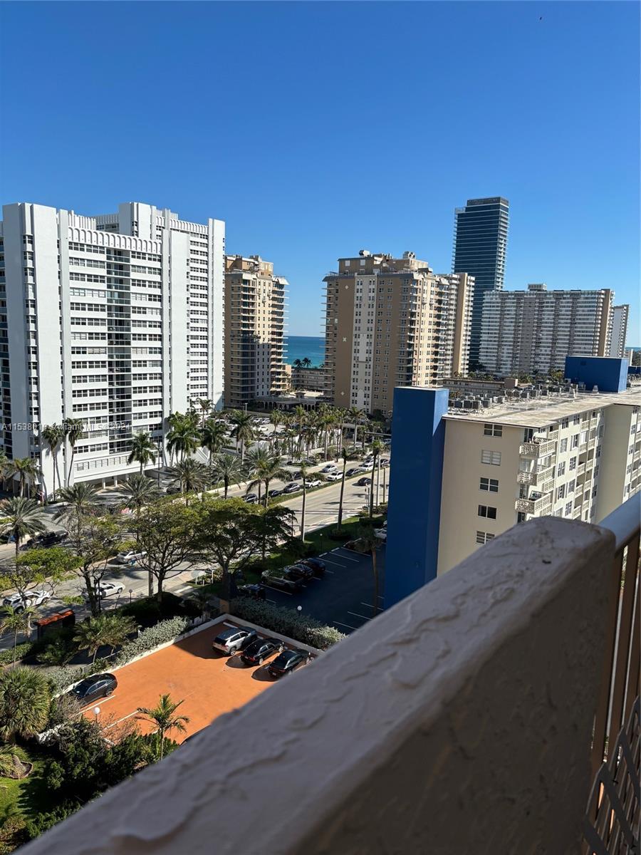 1865 S Ocean Dr 12N, Hallandale Beach, Florida 33009, 1 Bedroom Bedrooms, ,2 BathroomsBathrooms,Residentiallease,For Rent,1865 S Ocean Dr 12N,A11538019