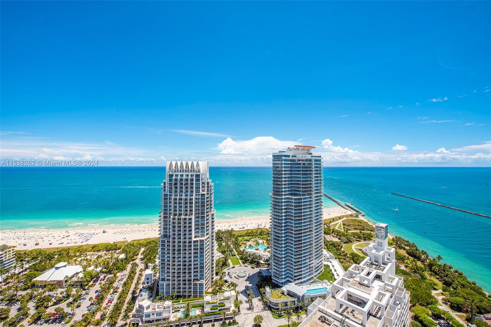 300 S Pointe Drive LPH 4005/4006, Miami Beach, FL 33139, 7 Bedrooms Bedrooms, ,9 BathroomsBathrooms,Residential,For Sale,Pointe Drive,A11538262