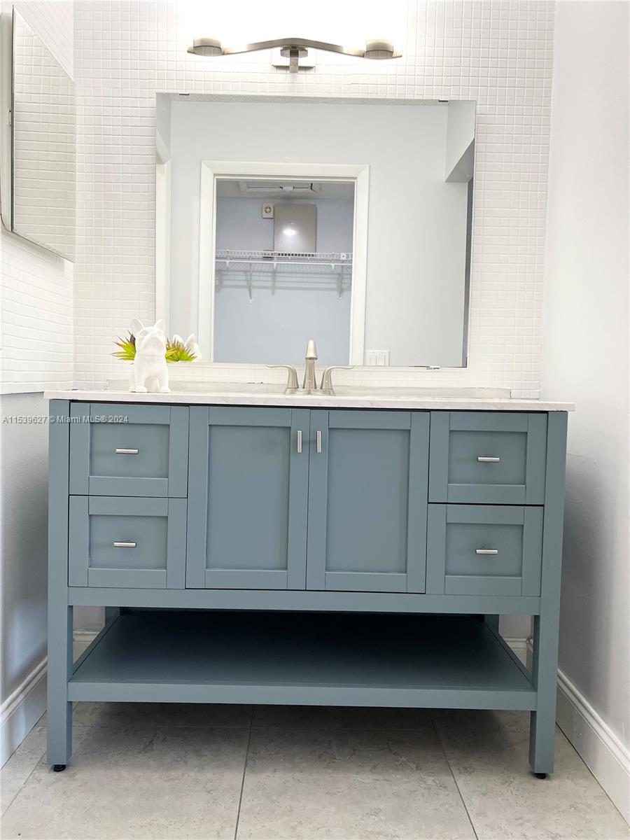 1017 Washington Cir 1017A, Homestead, Florida 33034, 3 Bedrooms Bedrooms, ,2 BathroomsBathrooms,Residentiallease,For Rent,1017 Washington Cir 1017A,A11539627