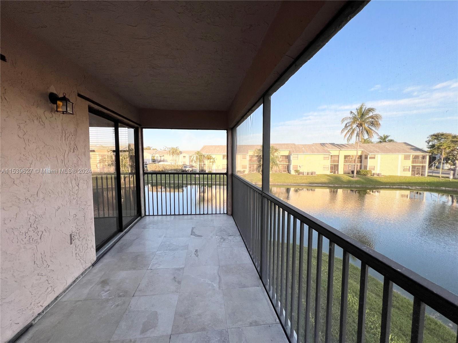 1017 Washington Cir 1017A, Homestead, Florida 33034, 3 Bedrooms Bedrooms, ,2 BathroomsBathrooms,Residentiallease,For Rent,1017 Washington Cir 1017A,A11539627