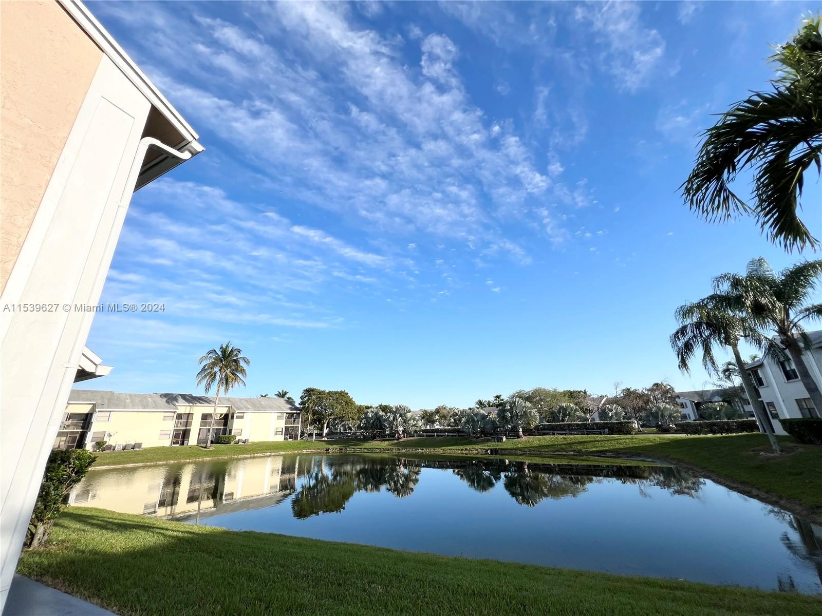 1017 Washington Cir 1017A, Homestead, Florida 33034, 3 Bedrooms Bedrooms, ,2 BathroomsBathrooms,Residentiallease,For Rent,1017 Washington Cir 1017A,A11539627