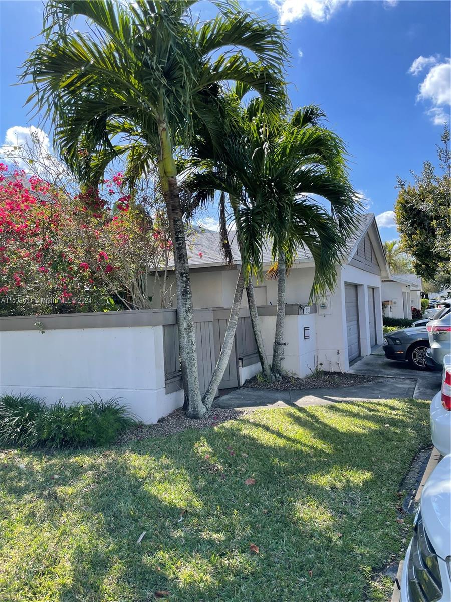 9852 52nd Ln, Doral, FL, 33178 United States, 3 Bedrooms Bedrooms, ,2 BathroomsBathrooms,Residential,For Sale,52nd Ln,A11539637