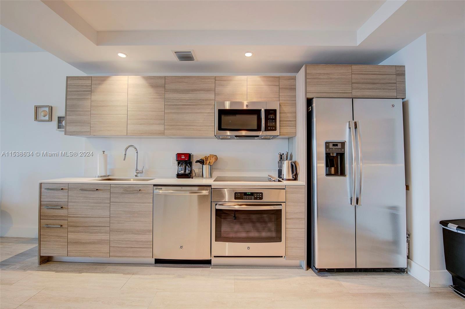 121 NE 34th St 3006, Miami, Florida 33137, 1 Bedroom Bedrooms, ,1 BathroomBathrooms,Residentiallease,For Rent,121 NE 34th St 3006,A11538634