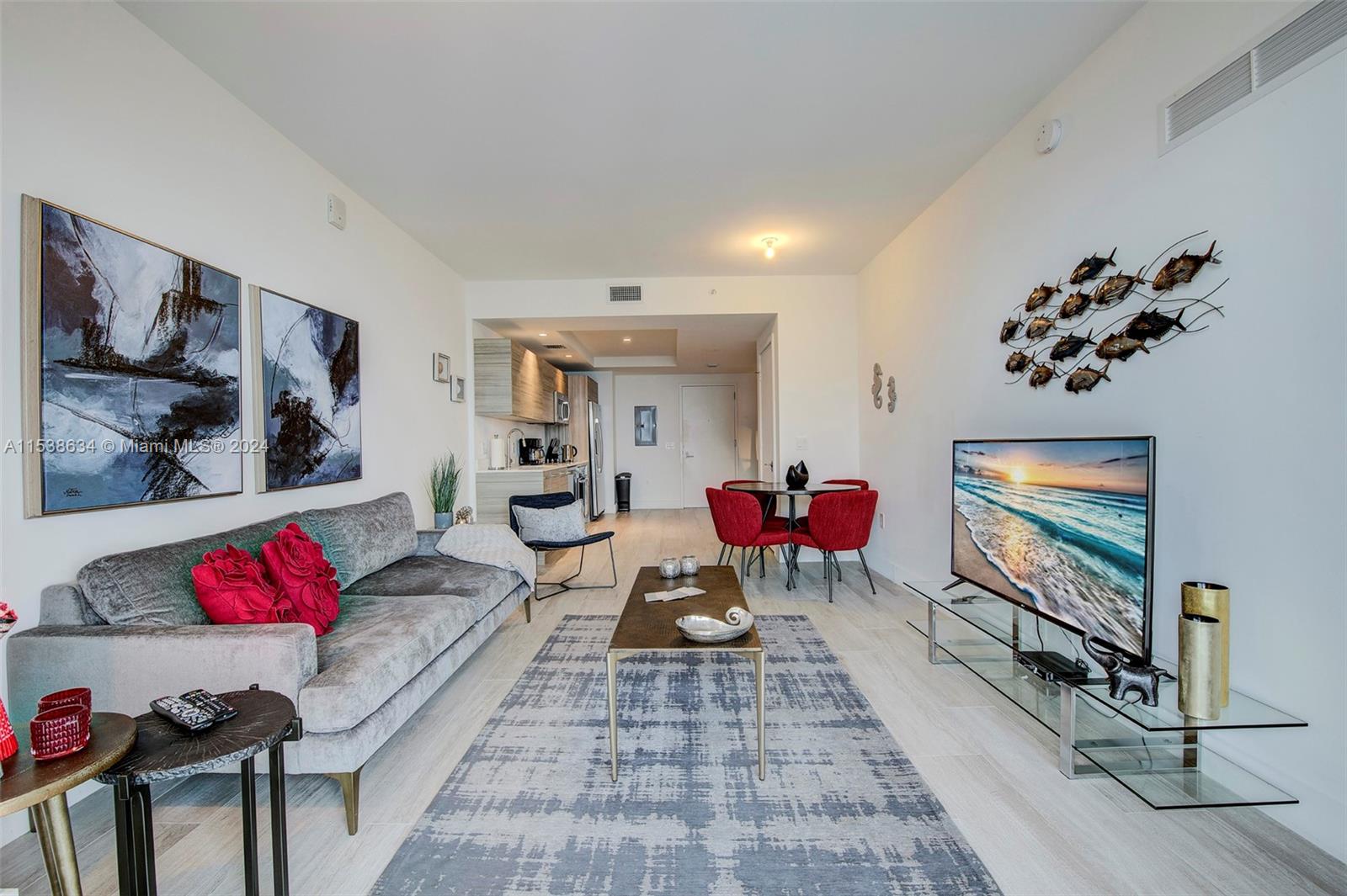 121 NE 34th St 3006, Miami, Florida 33137, 1 Bedroom Bedrooms, ,1 BathroomBathrooms,Residentiallease,For Rent,121 NE 34th St 3006,A11538634