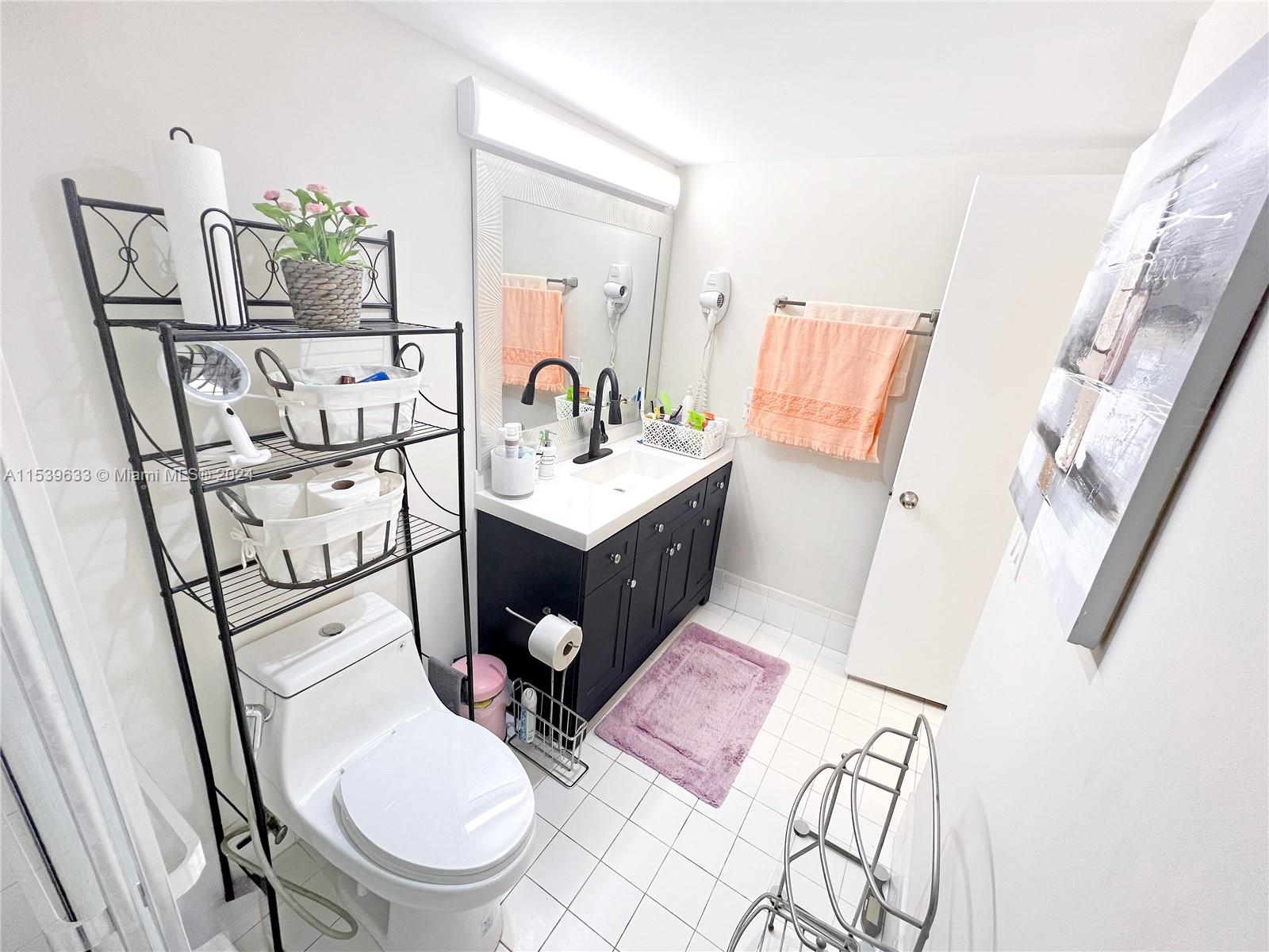 2801 183rd St, Aventura, FL, 33160 United States, 1 Bedroom Bedrooms, ,1 BathroomBathrooms,Residential,For Sale,183rd St,A11539633
