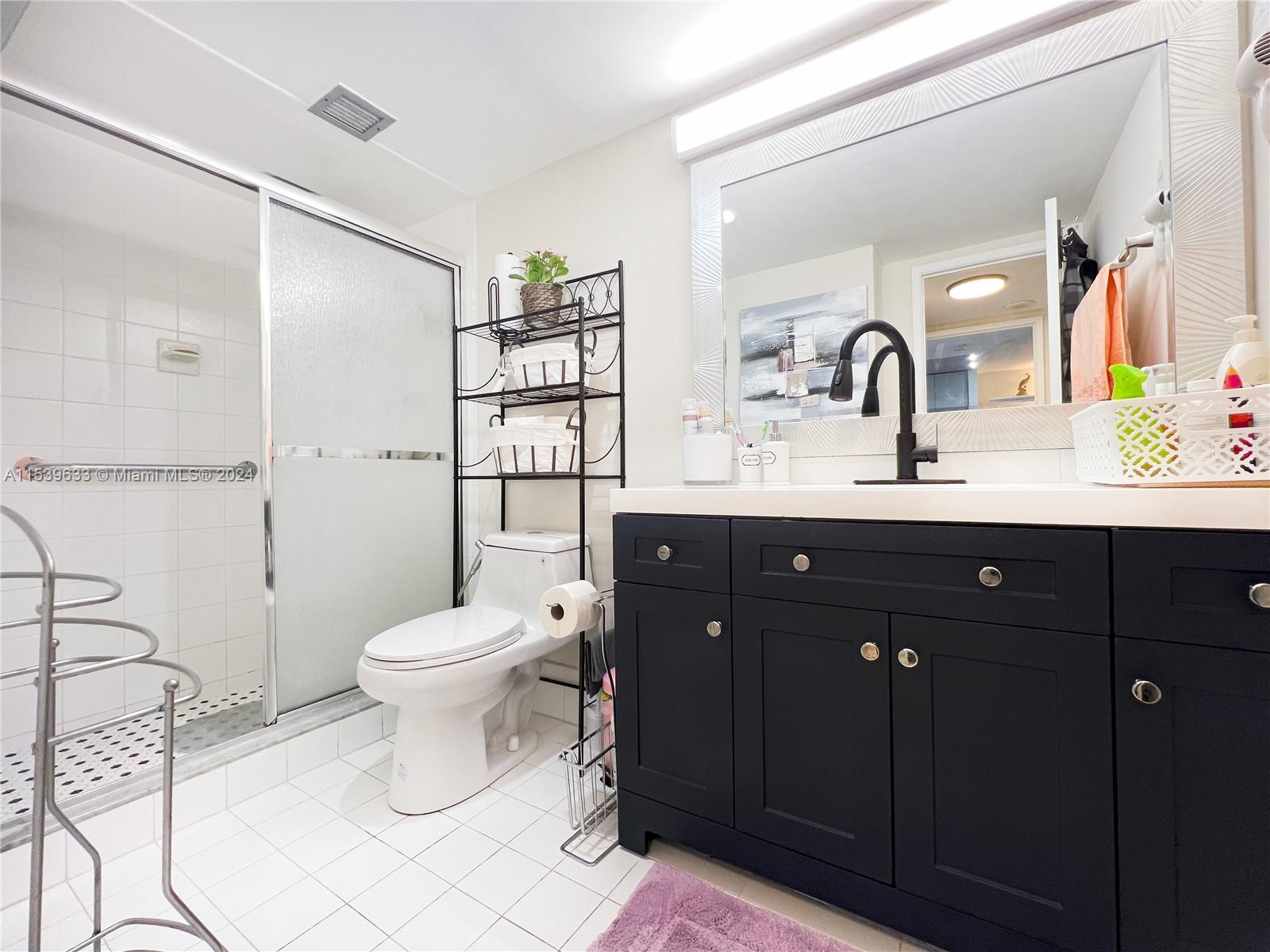 2801 183rd St, Aventura, FL, 33160 United States, 1 Bedroom Bedrooms, ,1 BathroomBathrooms,Residential,For Sale,183rd St,A11539633