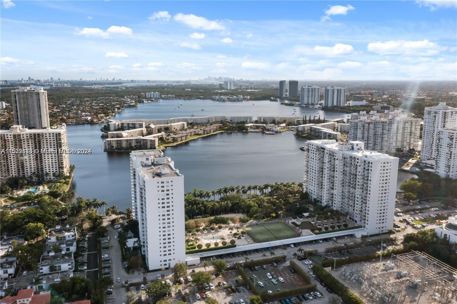 2801 183rd St, Aventura, FL, 33160 United States, 1 Bedroom Bedrooms, ,1 BathroomBathrooms,Residential,For Sale,183rd St,A11539633