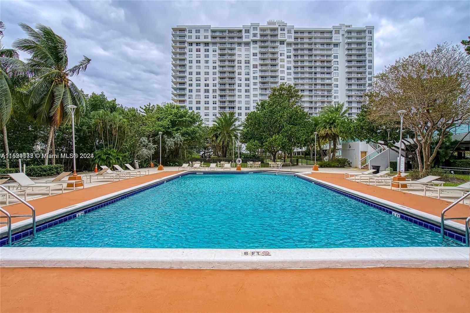 2801 183rd St, Aventura, FL, 33160 United States, 1 Bedroom Bedrooms, ,1 BathroomBathrooms,Residential,For Sale,183rd St,A11539633