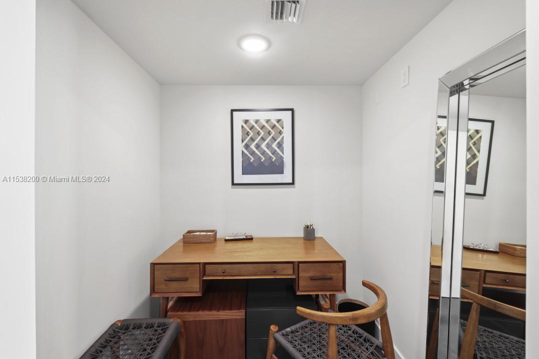 6700 Indian Creek Dr 1208, Miami Beach, Florida 33141, 3 Bedrooms Bedrooms, ,3 BathroomsBathrooms,Residential,For Sale,6700 Indian Creek Dr 1208,A11538200