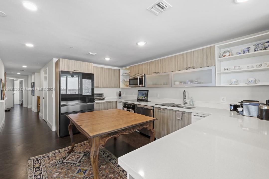 6700 Indian Creek Dr 1208, Miami Beach, Florida 33141, 3 Bedrooms Bedrooms, ,3 BathroomsBathrooms,Residential,For Sale,6700 Indian Creek Dr 1208,A11538200