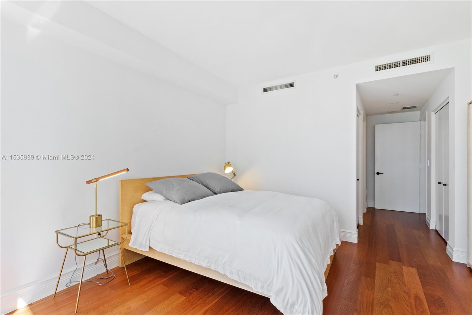901 Brickell Key Blvd 1609, Miami, Florida 33131, 2 Bedrooms Bedrooms, ,2 BathroomsBathrooms,Residentiallease,For Rent,901 Brickell Key Blvd 1609,A11535889