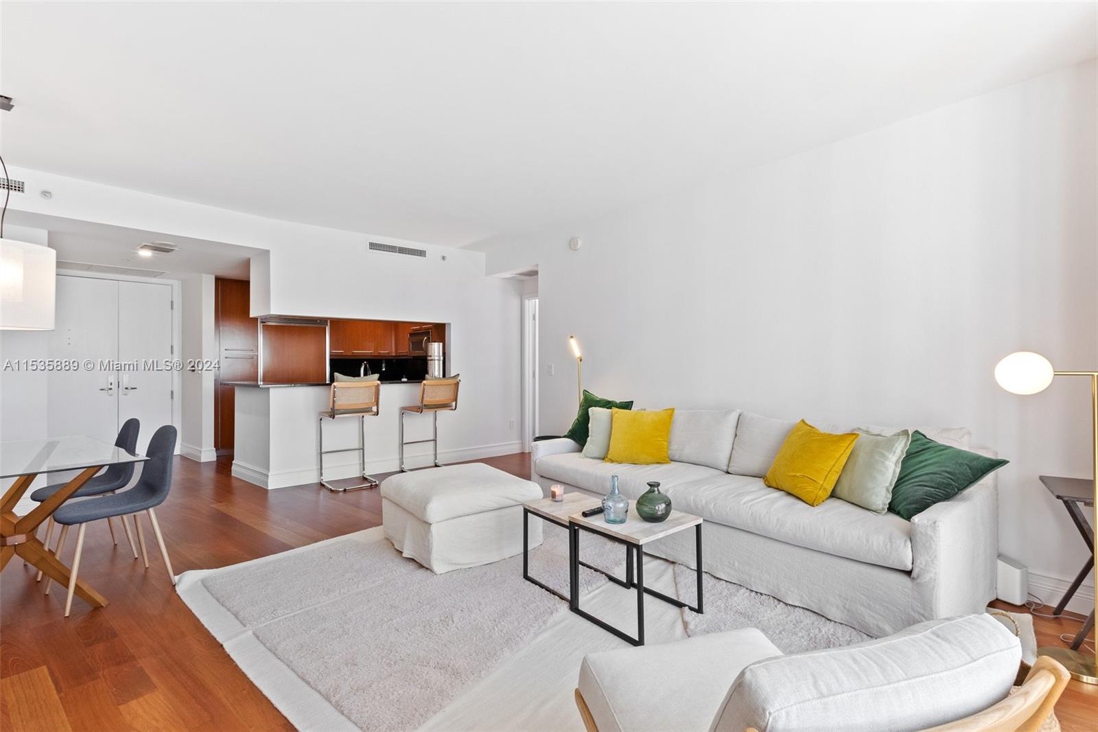 901 Brickell Key Blvd 1609, Miami, Florida 33131, 2 Bedrooms Bedrooms, ,2 BathroomsBathrooms,Residentiallease,For Rent,901 Brickell Key Blvd 1609,A11535889