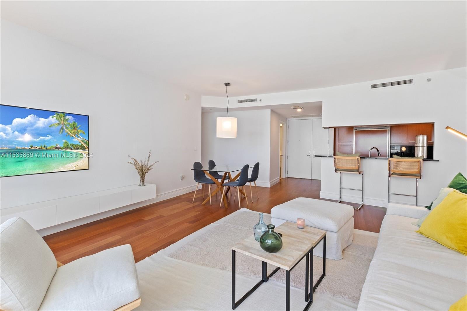 901 Brickell Key Blvd 1609, Miami, Florida 33131, 2 Bedrooms Bedrooms, ,2 BathroomsBathrooms,Residentiallease,For Rent,901 Brickell Key Blvd 1609,A11535889