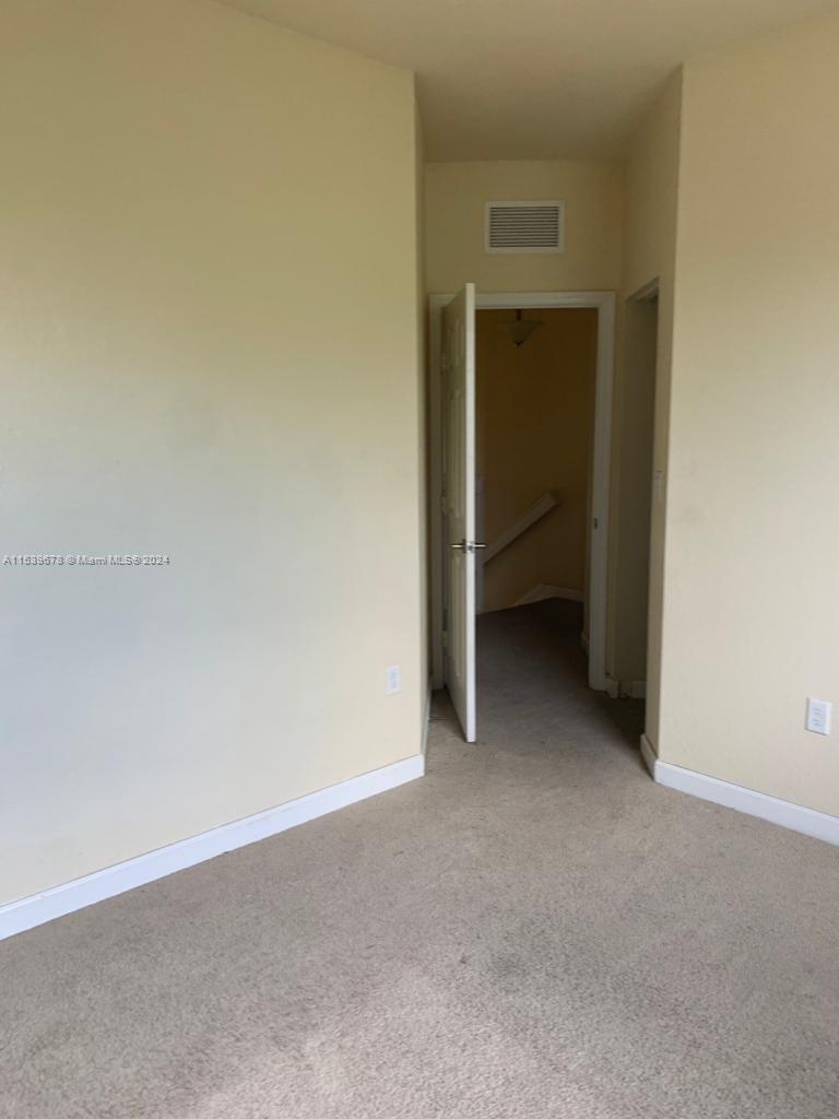 142 SE 28th Ter 10, Homestead, Florida 33033, 3 Bedrooms Bedrooms, ,3 BathroomsBathrooms,Residentiallease,For Rent,142 SE 28th Ter 10,A11539678