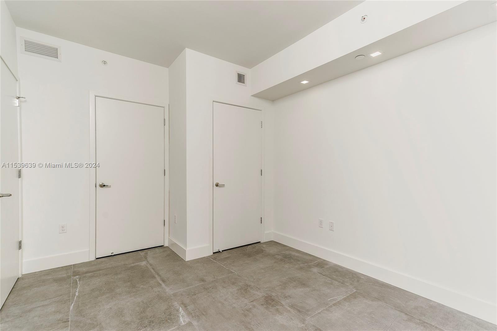 1010 BRICKELL AV 4304, Miami, Florida 33131, 2 Bedrooms Bedrooms, ,3 BathroomsBathrooms,Residential,For Sale,1010 BRICKELL AV 4304,A11539639