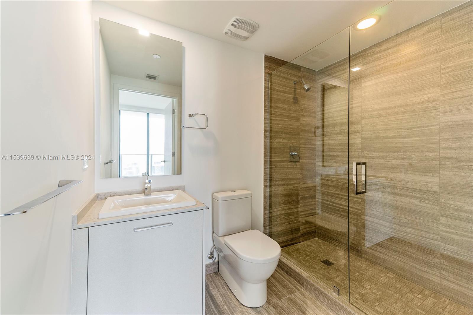 1010 BRICKELL AV 4304, Miami, Florida 33131, 2 Bedrooms Bedrooms, ,3 BathroomsBathrooms,Residential,For Sale,1010 BRICKELL AV 4304,A11539639