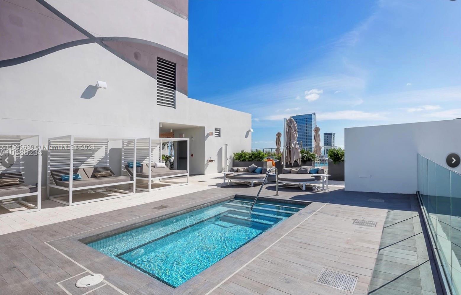 1010 BRICKELL AV 4304, Miami, Florida 33131, 2 Bedrooms Bedrooms, ,3 BathroomsBathrooms,Residential,For Sale,1010 BRICKELL AV 4304,A11539639