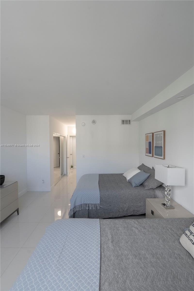 19380 Collins Ave, Sunny Isles Beach, FL, 33160 United States, 3 Bedrooms Bedrooms, ,2 BathroomsBathrooms,Residential,For Sale,Collins Ave,A11539577