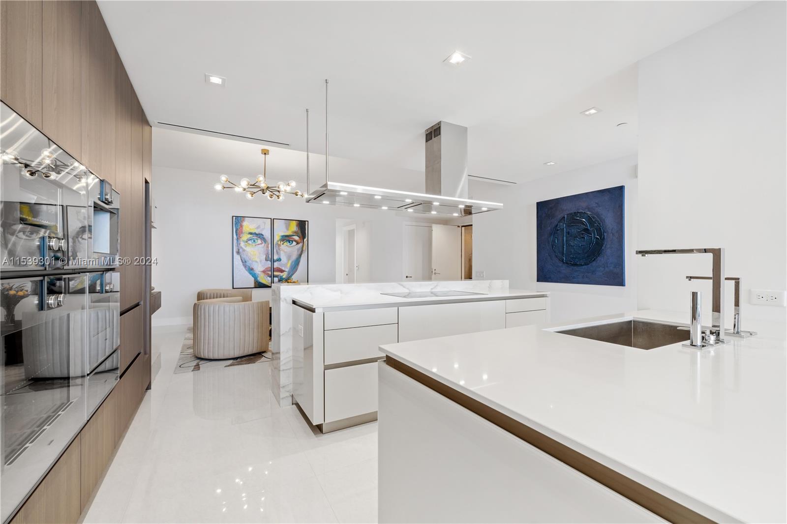 18501 Collins Ave, Sunny Isles Beach, FL, 33160 United States, 3 Bedrooms Bedrooms, ,4 BathroomsBathrooms,Residential,For Sale,Collins Ave,A11539301