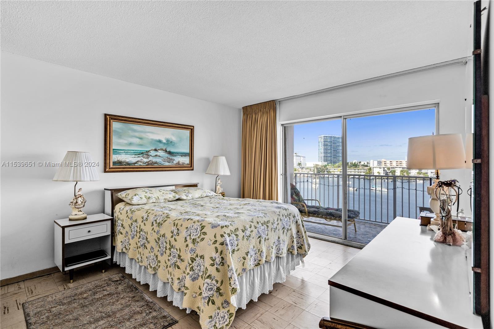 400 Golden Isles Dr 47, Hallandale Beach, Florida 33009, 2 Bedrooms Bedrooms, ,2 BathroomsBathrooms,Residentiallease,For Rent,400 Golden Isles Dr 47,A11539651