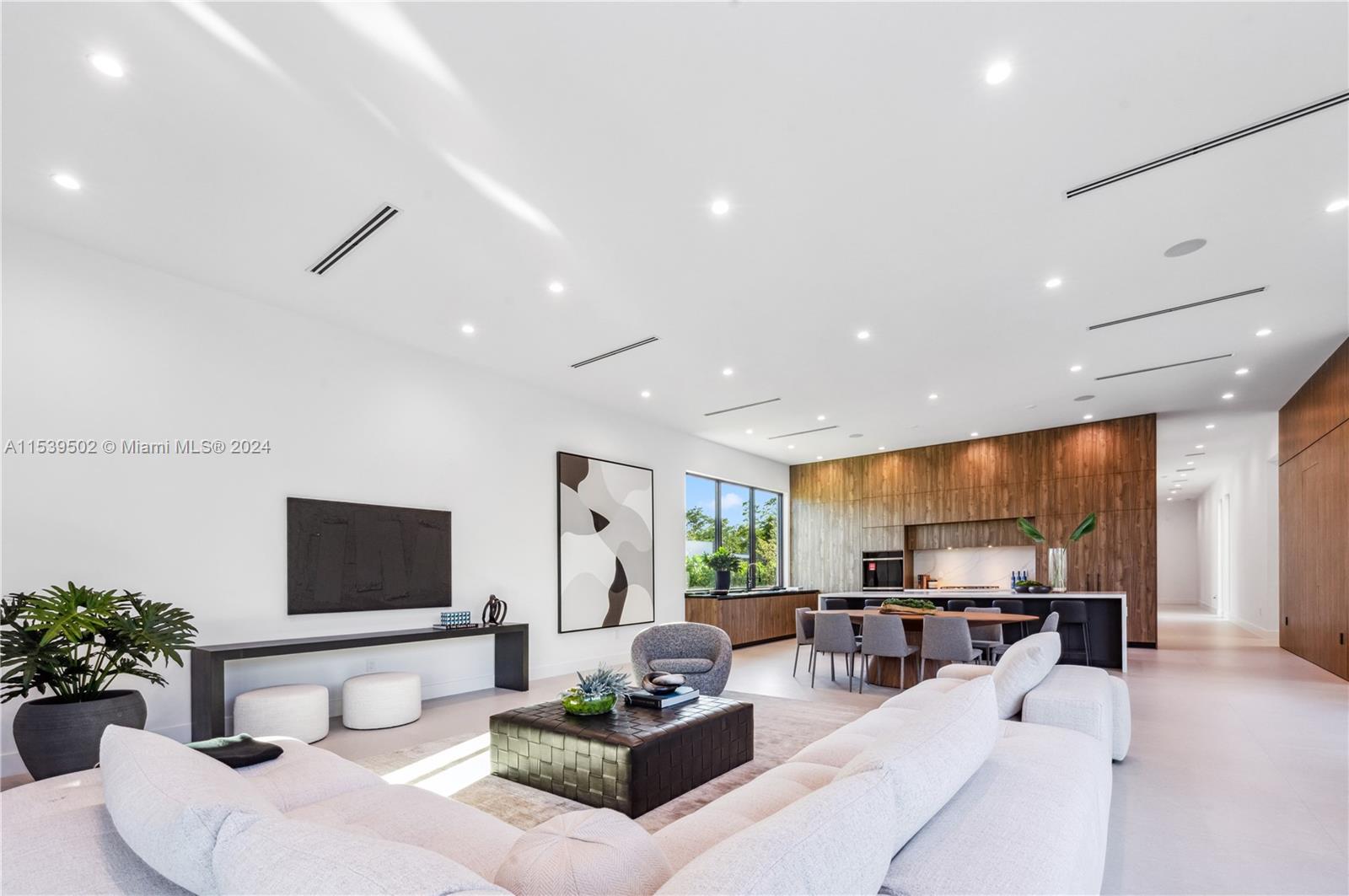 11501 67th Ave, Pinecrest, FL, 33156 United States, 7 Bedrooms Bedrooms, ,7 BathroomsBathrooms,Residential,For Sale,67th Ave,A11539502