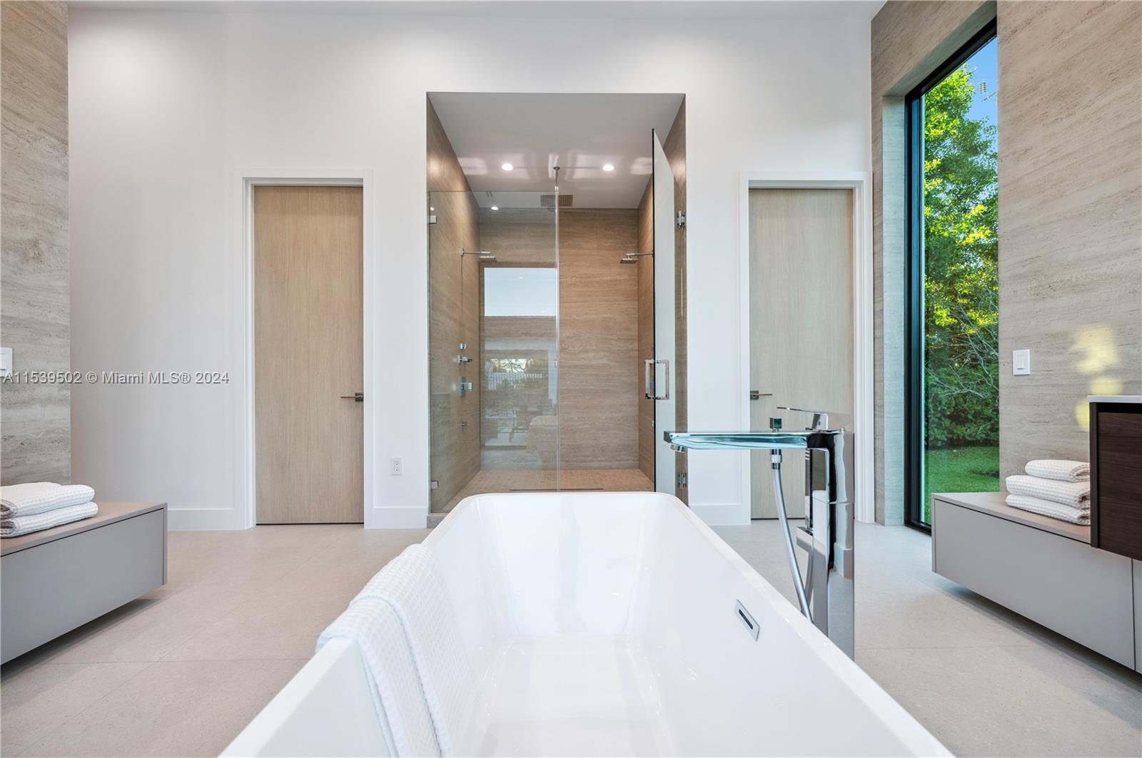 11501 67th Ave, Pinecrest, FL, 33156 United States, 7 Bedrooms Bedrooms, ,7 BathroomsBathrooms,Residential,For Sale,67th Ave,A11539502