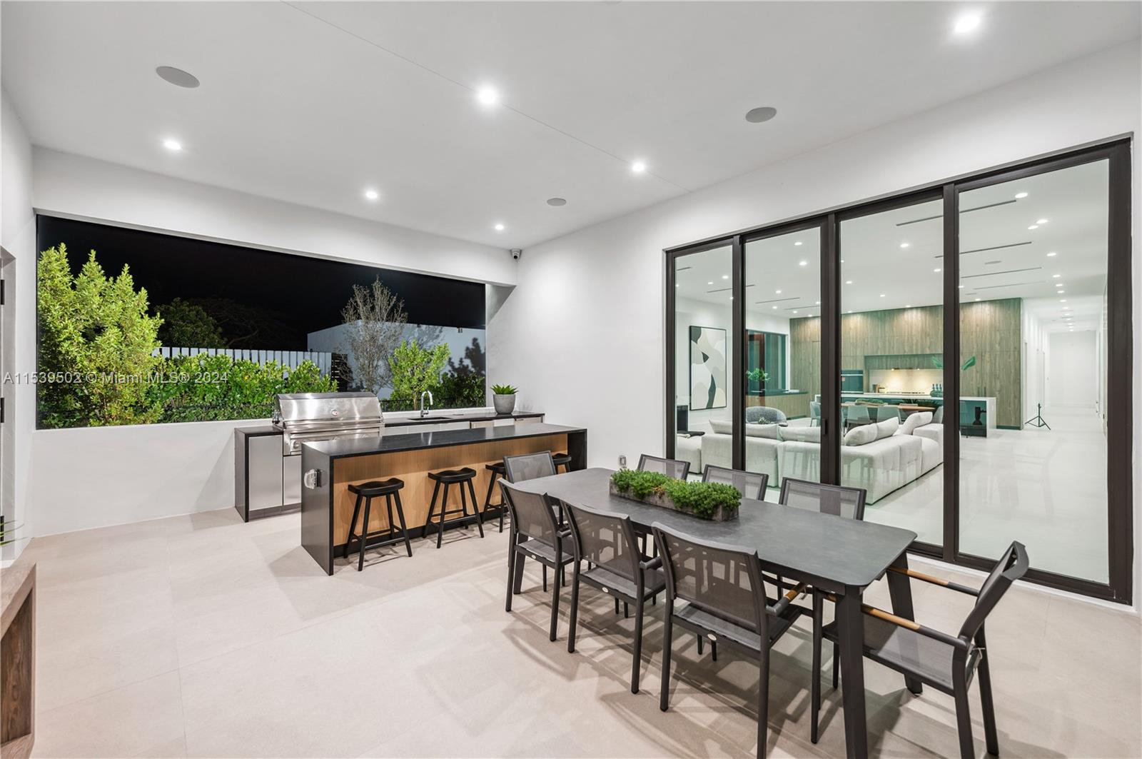 11501 67th Ave, Pinecrest, FL, 33156 United States, 7 Bedrooms Bedrooms, ,7 BathroomsBathrooms,Residential,For Sale,67th Ave,A11539502