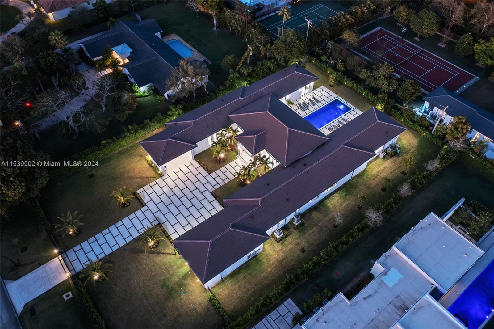 11501 67th Ave, Pinecrest, FL, 33156 United States, 7 Bedrooms Bedrooms, ,7 BathroomsBathrooms,Residential,For Sale,67th Ave,A11539502