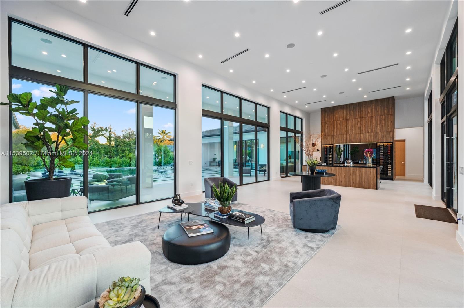 11501 67th Ave, Pinecrest, FL, 33156 United States, 7 Bedrooms Bedrooms, ,7 BathroomsBathrooms,Residential,For Sale,67th Ave,A11539502