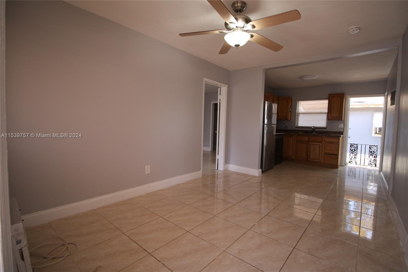 317 SE 2 nd St 1, Hallandale Beach, Florida 33009, 1 Bedroom Bedrooms, ,1 BathroomBathrooms,Residentiallease,For Rent,317 SE 2 nd St 1,A11539757