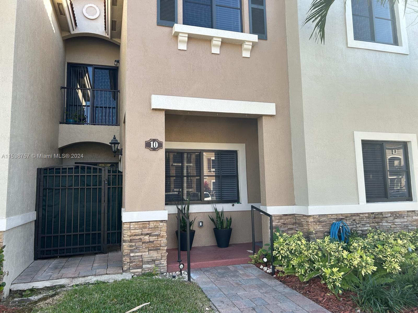 22401 SW 88th Pl 10-27, Cutler Bay, Florida 33190, 3 Bedrooms Bedrooms, ,2 BathroomsBathrooms,Residential,For Sale,22401 SW 88th Pl 10-27,A11538757