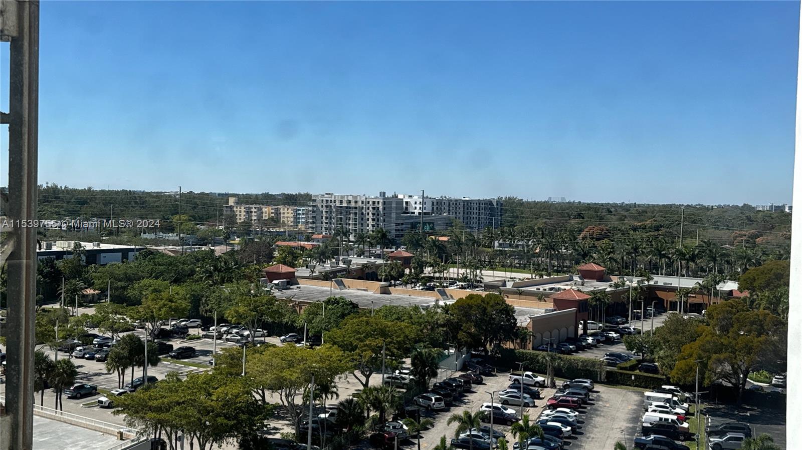 2750 183rd St, Aventura, FL, 33160 United States, 2 Bedrooms Bedrooms, ,2 BathroomsBathrooms,Residential,For Sale,183rd St,A11539755