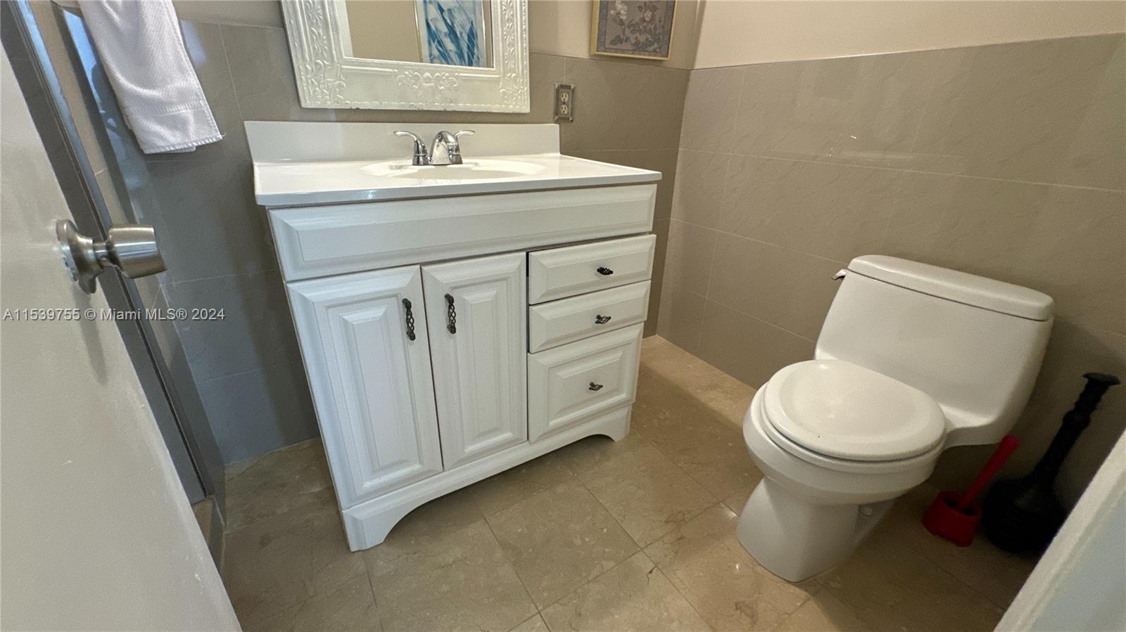 2750 183rd St, Aventura, FL, 33160 United States, 2 Bedrooms Bedrooms, ,2 BathroomsBathrooms,Residential,For Sale,183rd St,A11539755