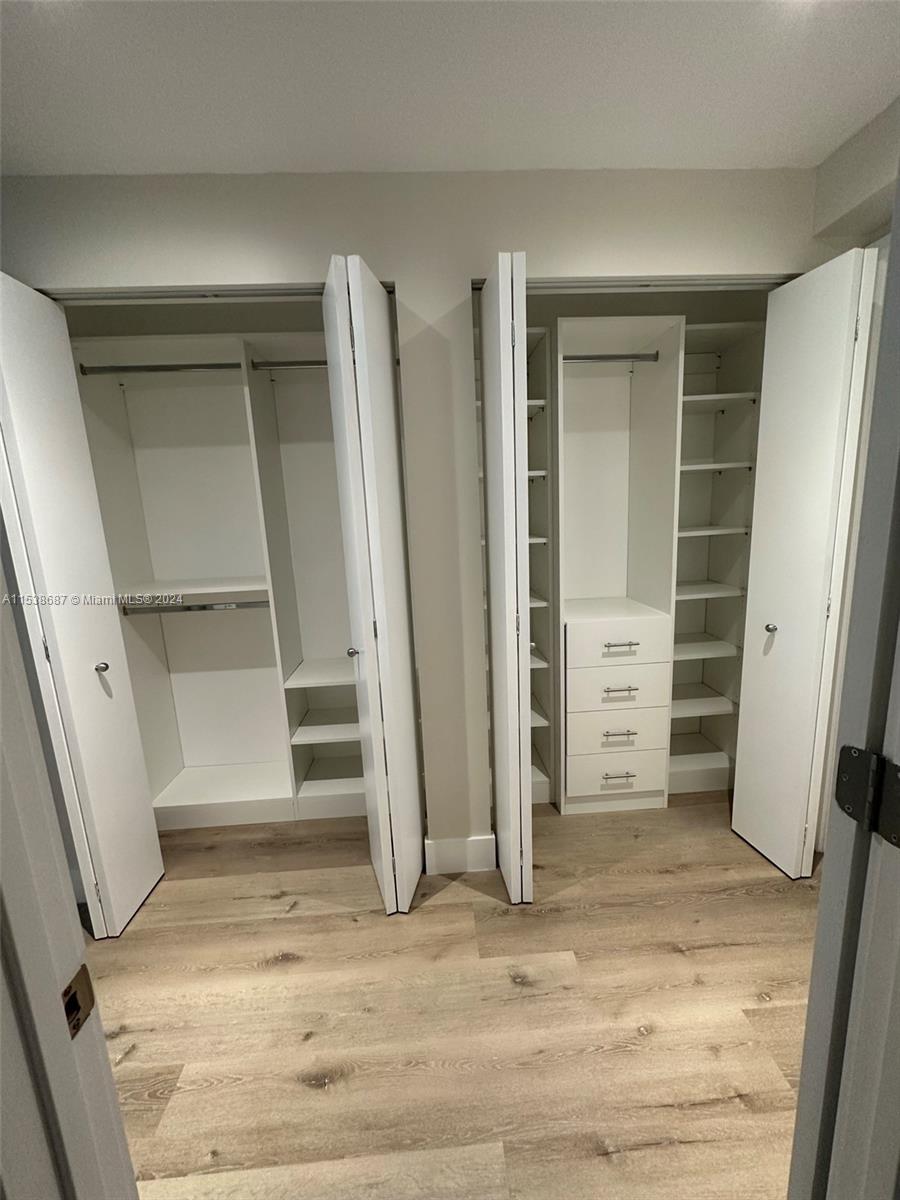 801 Brickell Key Blvd 809, Miami, Florida 33131, 3 Bedrooms Bedrooms, ,3 BathroomsBathrooms,Residentiallease,For Rent,801 Brickell Key Blvd 809,A11538687