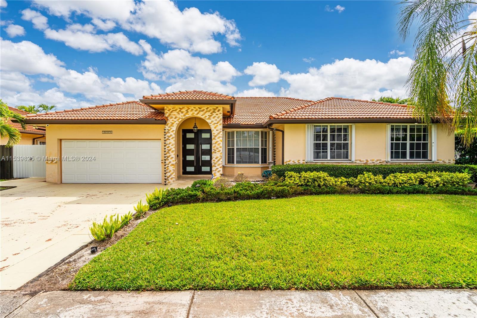 15374 SW 113th Ter  For Sale A11539825, FL