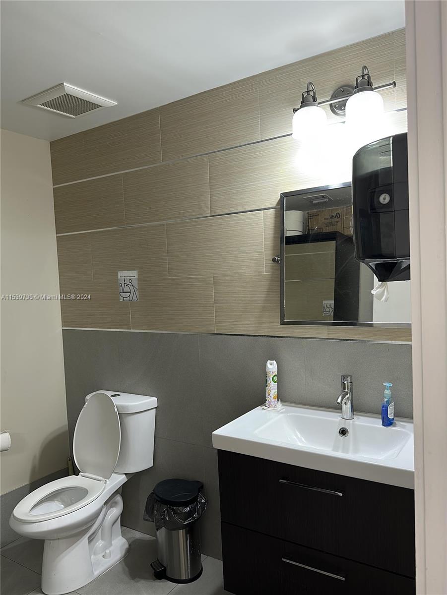 2201 NW 102nd Pl 6A, Doral, Florida 33172, ,Commercialsale,For Sale,2201 NW 102nd Pl 6A,A11539730