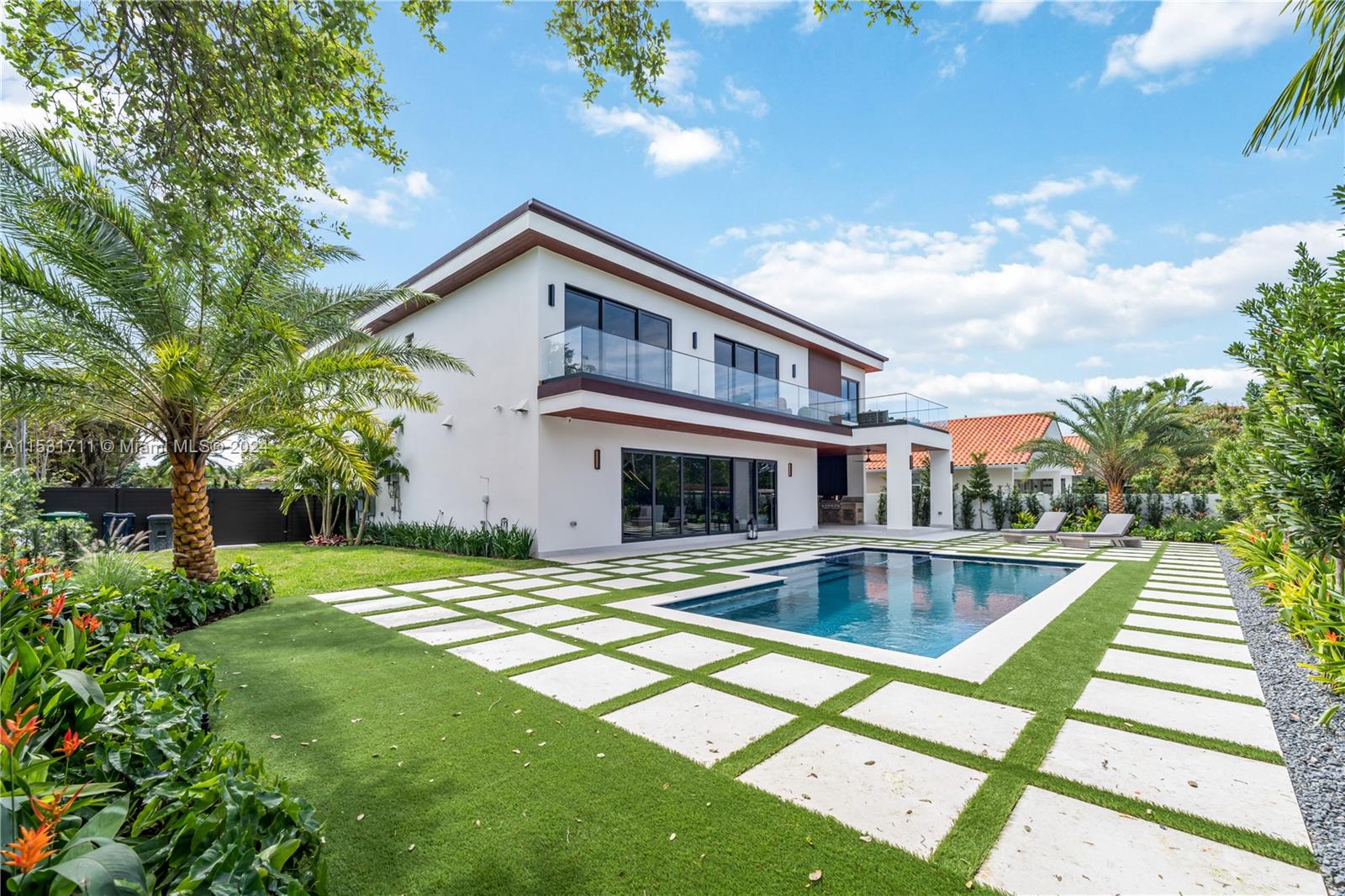 5855 35th St, Miami, FL, 33155 United States, 7 Bedrooms Bedrooms, ,7 BathroomsBathrooms,Residential,For Sale,35th St,A11531711