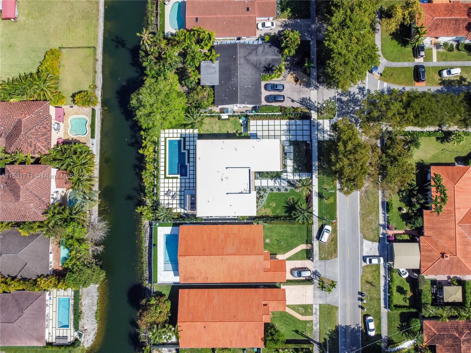 5855 35th St, Miami, FL, 33155 United States, 7 Bedrooms Bedrooms, ,7 BathroomsBathrooms,Residential,For Sale,35th St,A11531711