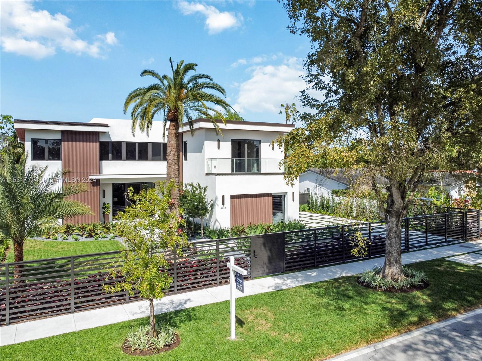 5855 35th St, Miami, FL, 33155 United States, 7 Bedrooms Bedrooms, ,7 BathroomsBathrooms,Residential,For Sale,35th St,A11531711