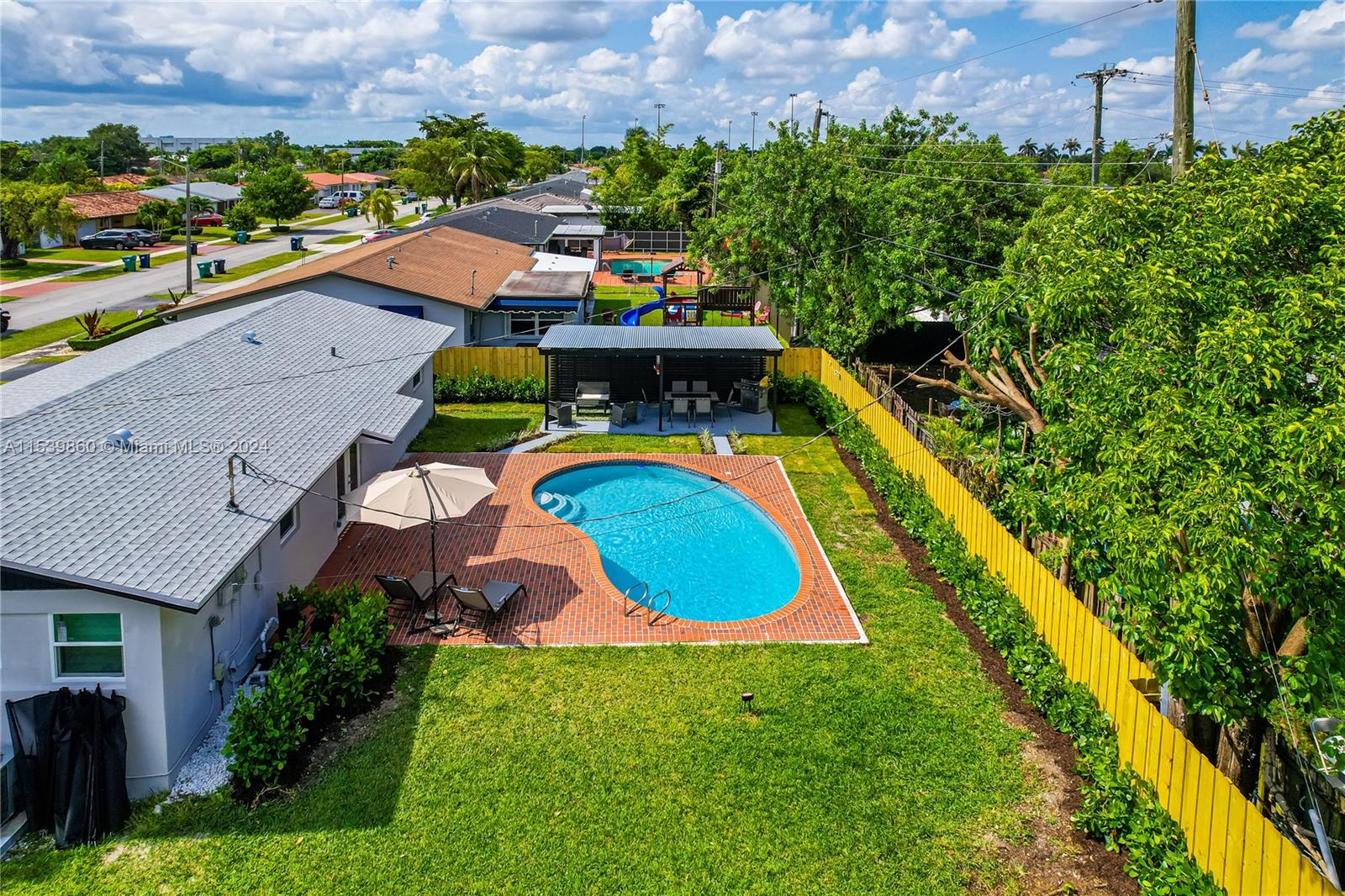 4402 SW 89th Ct, Miami, Florida 33165, 4 Bedrooms Bedrooms, ,3 BathroomsBathrooms,Residential,For Sale,4402 SW 89th Ct,A11539860