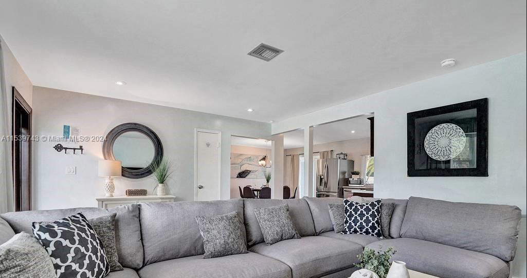 1426 Coolidge St, Hollywood, Florida 33020, 5 Bedrooms Bedrooms, ,3 BathroomsBathrooms,Residential,For Sale,1426 Coolidge St,A11539743