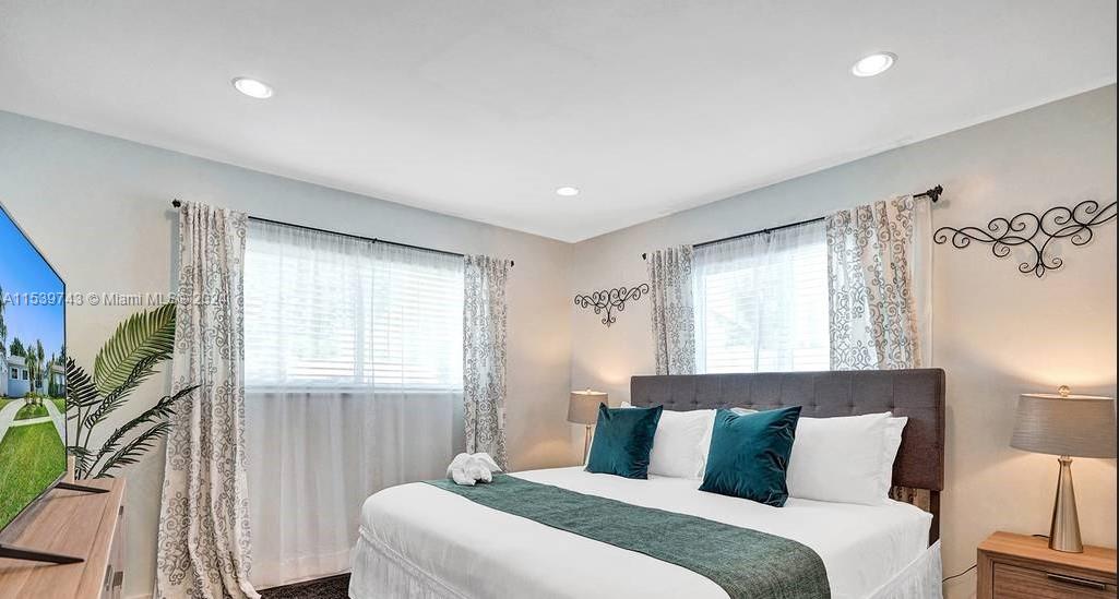 1426 Coolidge St, Hollywood, Florida 33020, 5 Bedrooms Bedrooms, ,3 BathroomsBathrooms,Residential,For Sale,1426 Coolidge St,A11539743