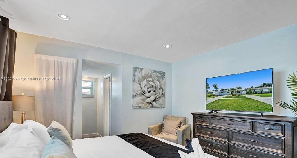 1426 Coolidge St, Hollywood, Florida 33020, 5 Bedrooms Bedrooms, ,3 BathroomsBathrooms,Residential,For Sale,1426 Coolidge St,A11539743