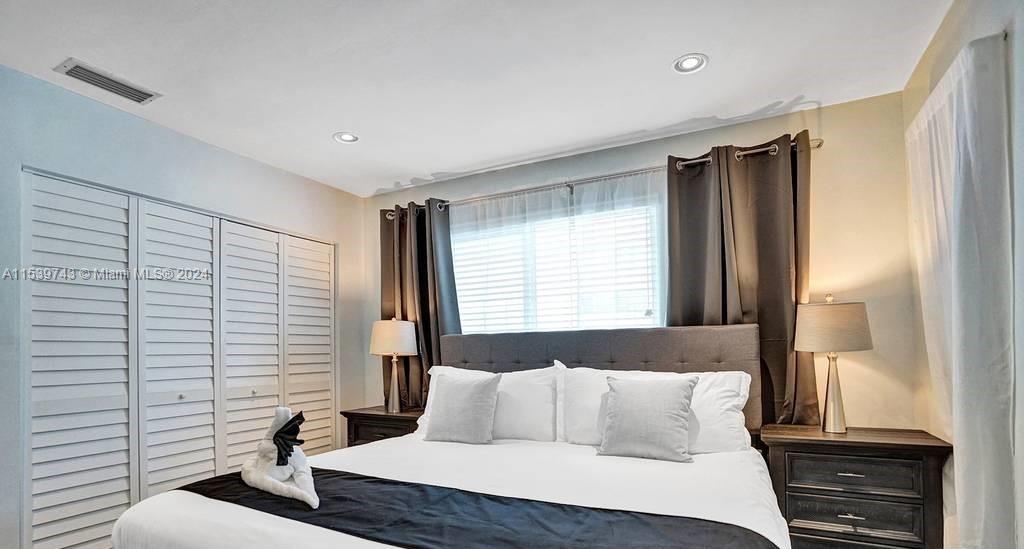 1426 Coolidge St, Hollywood, Florida 33020, 5 Bedrooms Bedrooms, ,3 BathroomsBathrooms,Residential,For Sale,1426 Coolidge St,A11539743