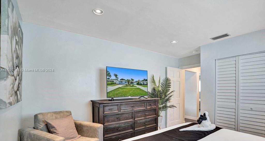 1426 Coolidge St, Hollywood, Florida 33020, 5 Bedrooms Bedrooms, ,3 BathroomsBathrooms,Residential,For Sale,1426 Coolidge St,A11539743