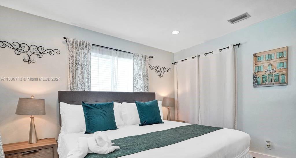 1426 Coolidge St, Hollywood, Florida 33020, 5 Bedrooms Bedrooms, ,3 BathroomsBathrooms,Residential,For Sale,1426 Coolidge St,A11539743