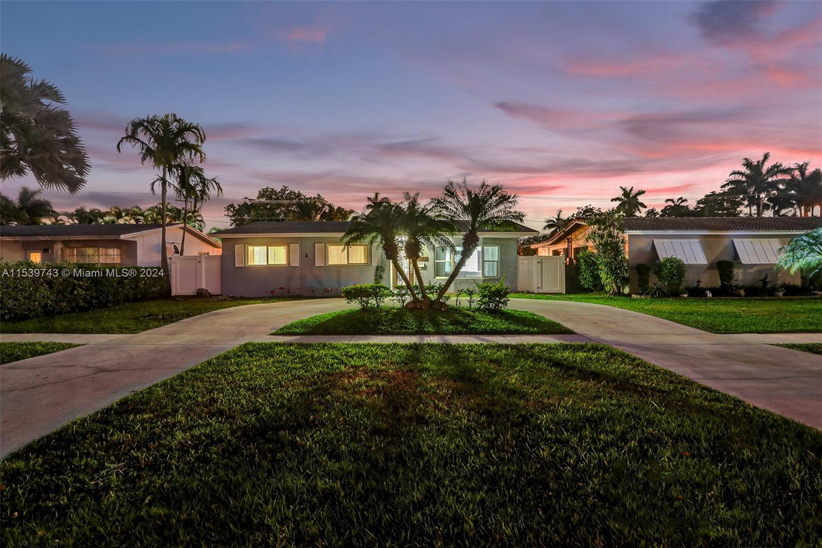 1426 Coolidge St, Hollywood, Florida 33020, 5 Bedrooms Bedrooms, ,3 BathroomsBathrooms,Residential,For Sale,1426 Coolidge St,A11539743