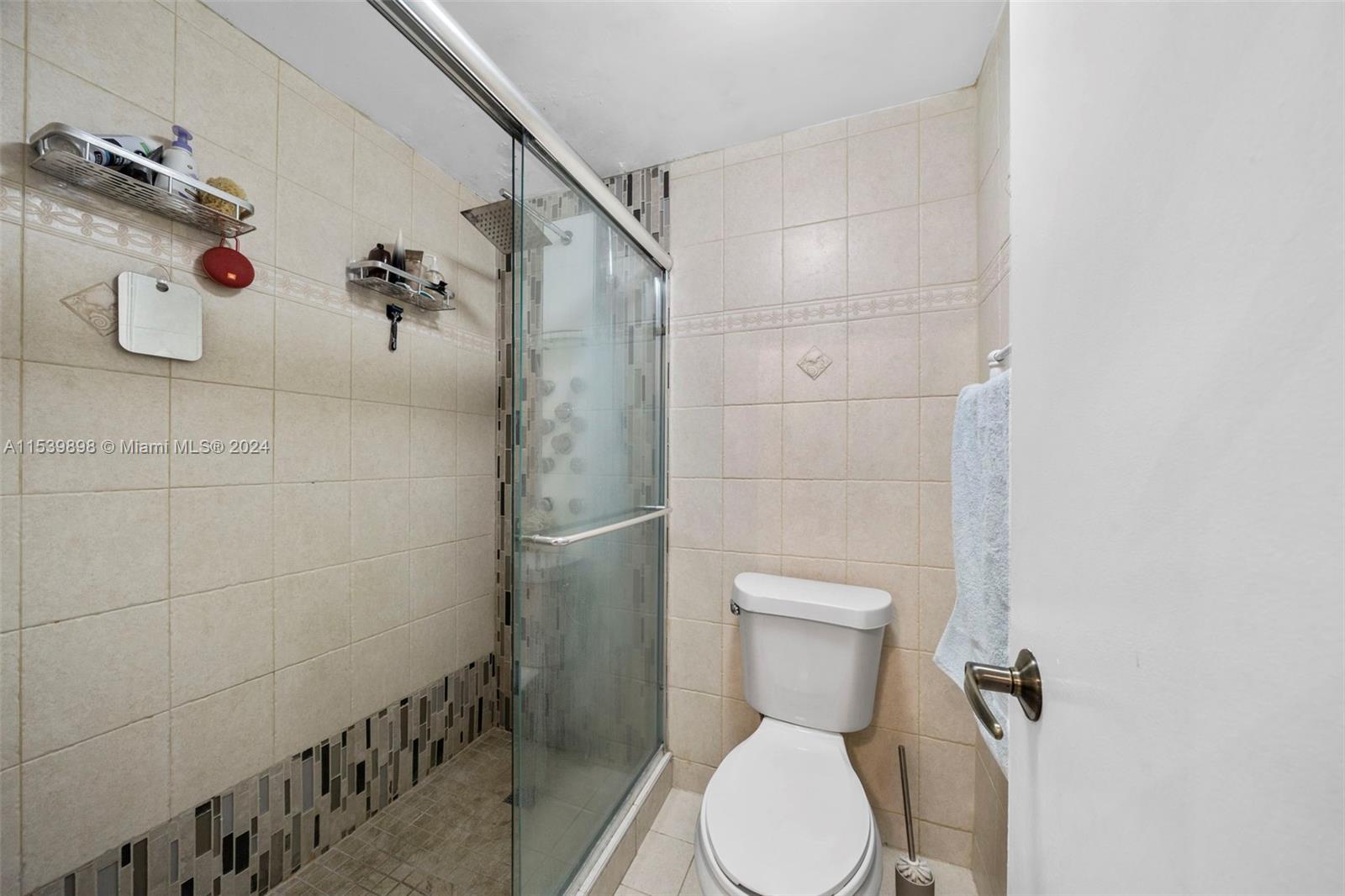 3505 S Ocean Dr 1221, Hollywood, Florida 33019, 2 Bedrooms Bedrooms, ,2 BathroomsBathrooms,Residentiallease,For Rent,3505 S Ocean Dr 1221,A11539898