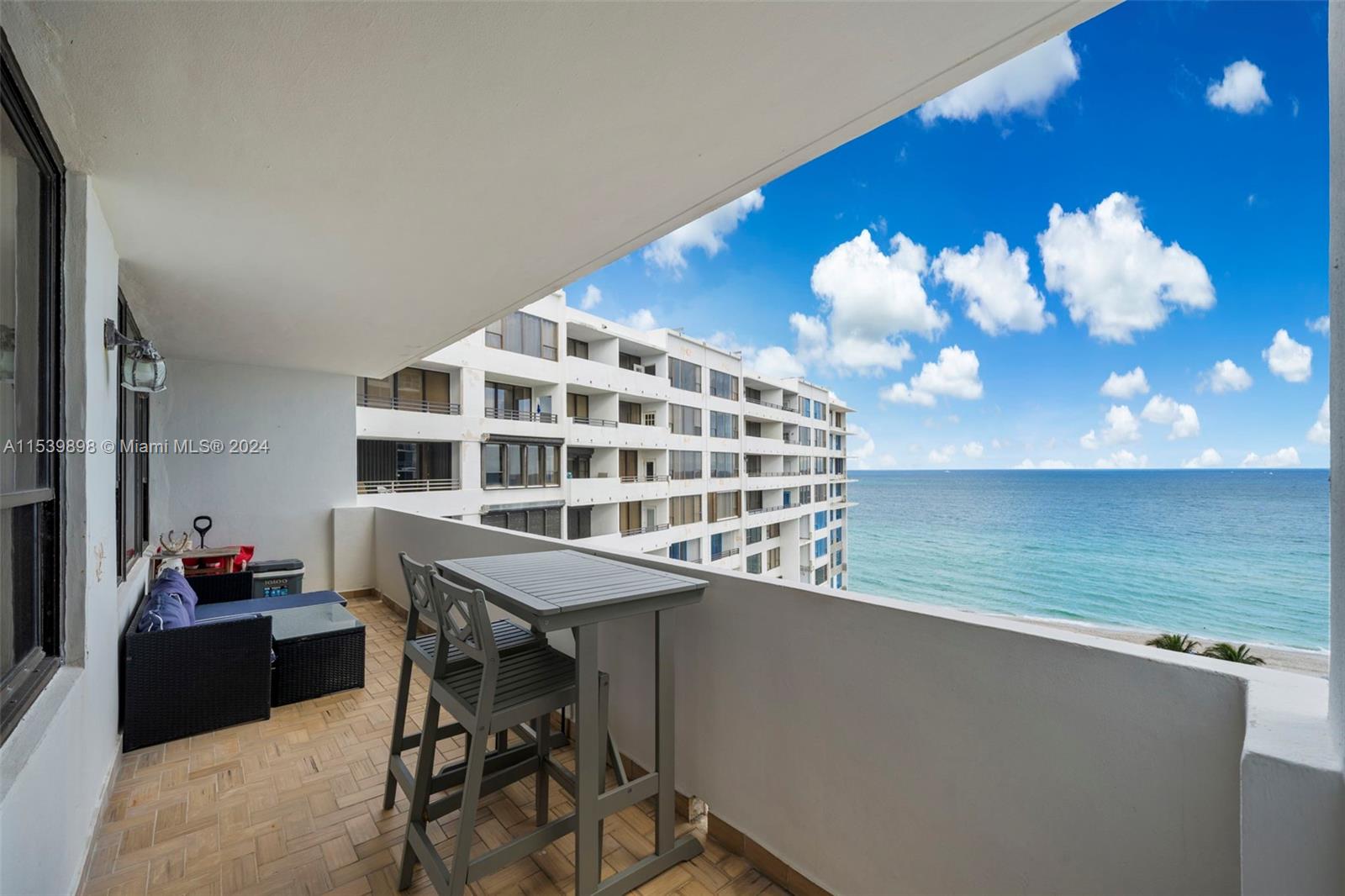 3505 S Ocean Dr 1221, Hollywood, Florida 33019, 2 Bedrooms Bedrooms, ,2 BathroomsBathrooms,Residentiallease,For Rent,3505 S Ocean Dr 1221,A11539898